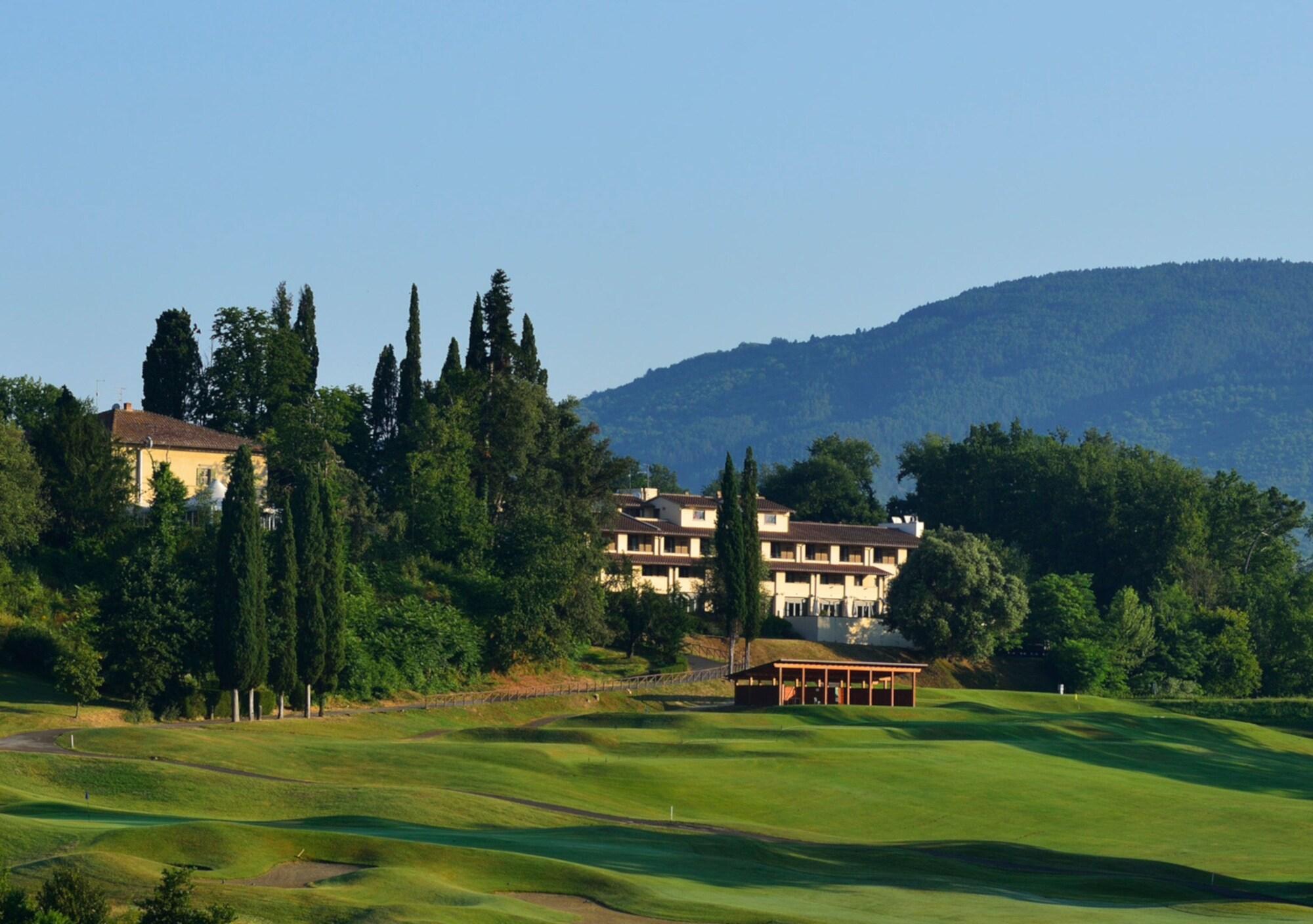 Unahotels Poggio Dei Medici Toscana Σκαρπερία Εξωτερικό φωτογραφία