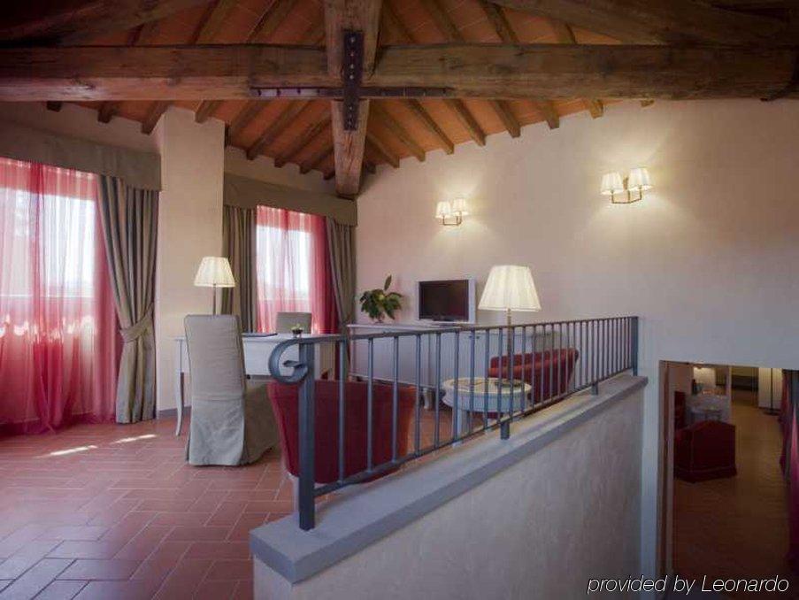 Unahotels Poggio Dei Medici Toscana Σκαρπερία Εξωτερικό φωτογραφία