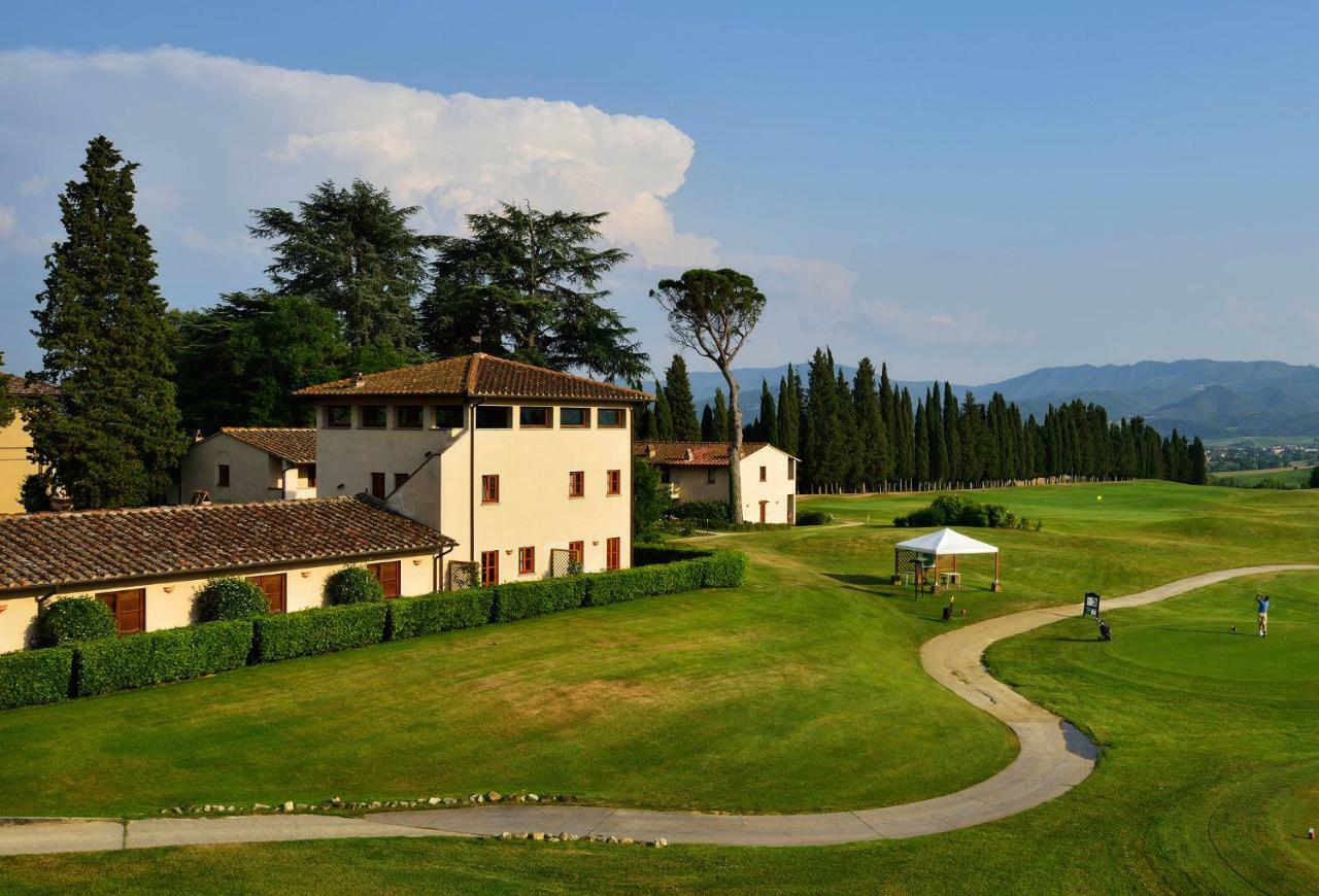 Unahotels Poggio Dei Medici Toscana Σκαρπερία Εξωτερικό φωτογραφία